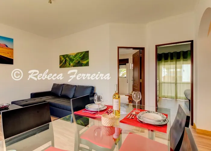 Villas2go2 T1 Miramar Apartment