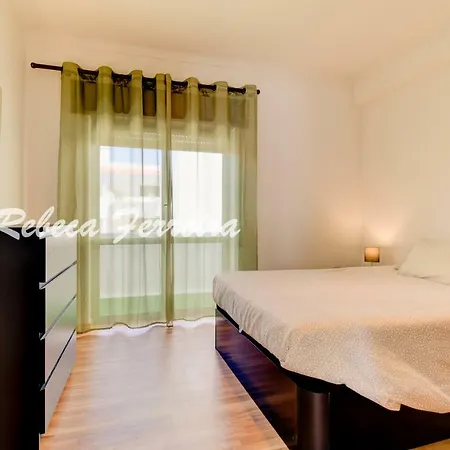 Villas2go2 T1 Miramar Apartment