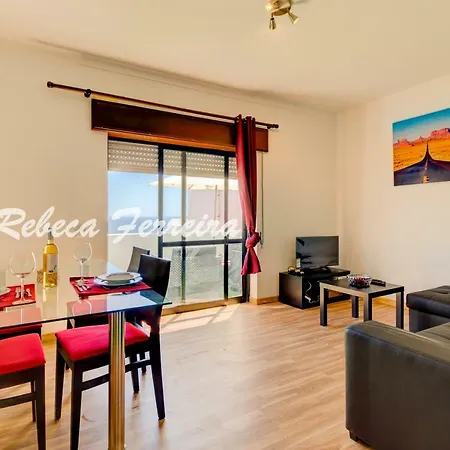 Villas2go2 T1 Miramar Apartment *